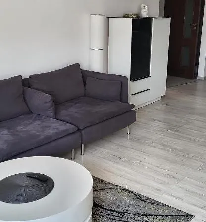 Przejazdowa Apartment *