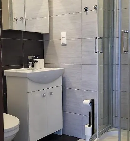 Przejazdowa Apartment *